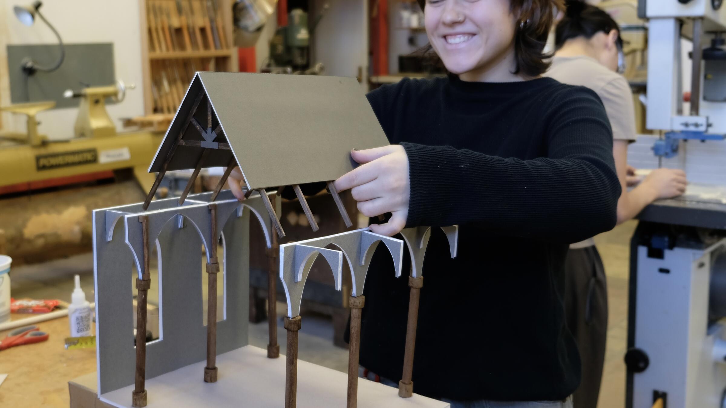 Students working in Archshop