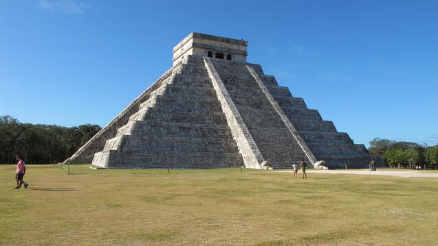 Chichén Itzá ziggurat