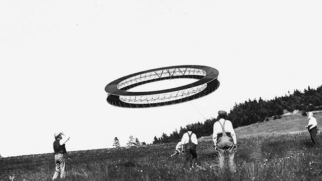 Circular tetrahedral kite by Alexander Graham Bell, Bell Collection.