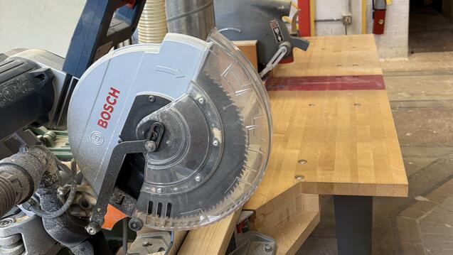 Cross-cutting machines