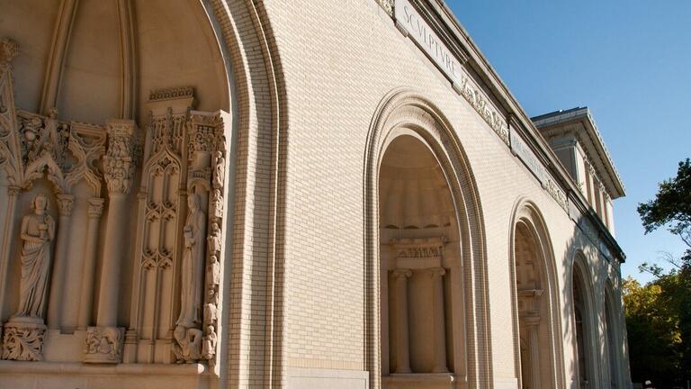 CMU College of Fine Arts Exterior