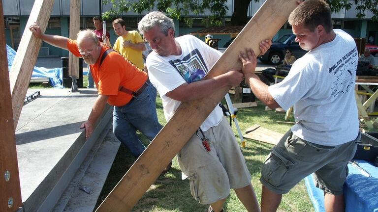 Solar Decathlon under construction, Donner Ditch, 2005