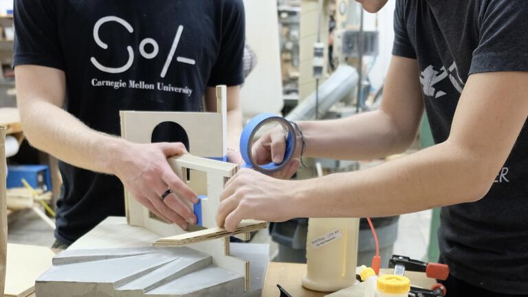 Students working in Archshop