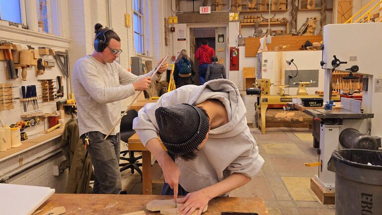 Students working in Archshop